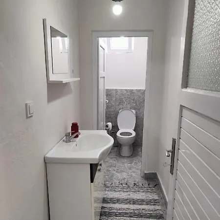 The Life House * אלאניה