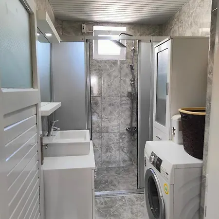 The Life House דירה אלאניה